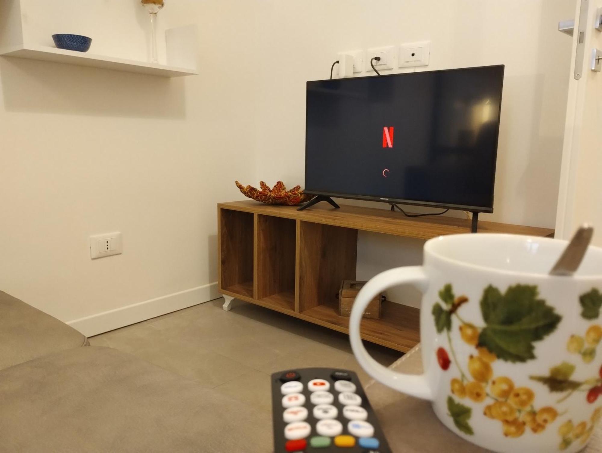 Casa Linda Sul Naviglio Apartment มิลาน ภายนอก รูปภาพ